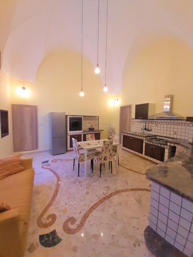 Casa Vacanze "Alizza" Alezio Luaran gambar